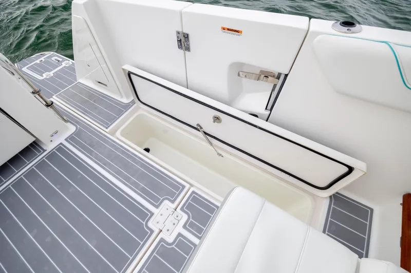 Dream Weaver Yacht Photos Pics 