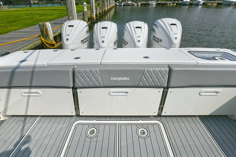 Fourtuna 2 Yacht Photos Pics 2023 Everglades 455 Center Console boat with four powerful outboard engines.