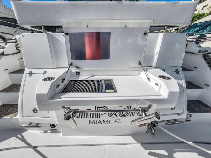  Yacht Photos Pics 2019 Cruisers 50 Cantius yacht outdoor kitchen, Miami, FL.