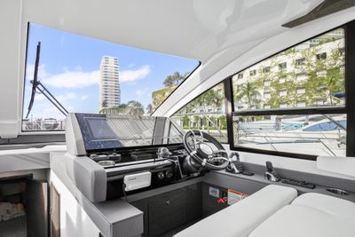 Yacht