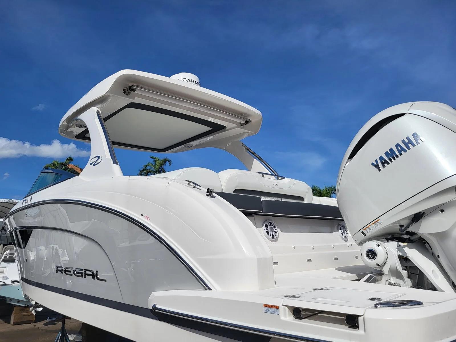 2024 Regal 33 OBX Cruiser for sale YachtWorld