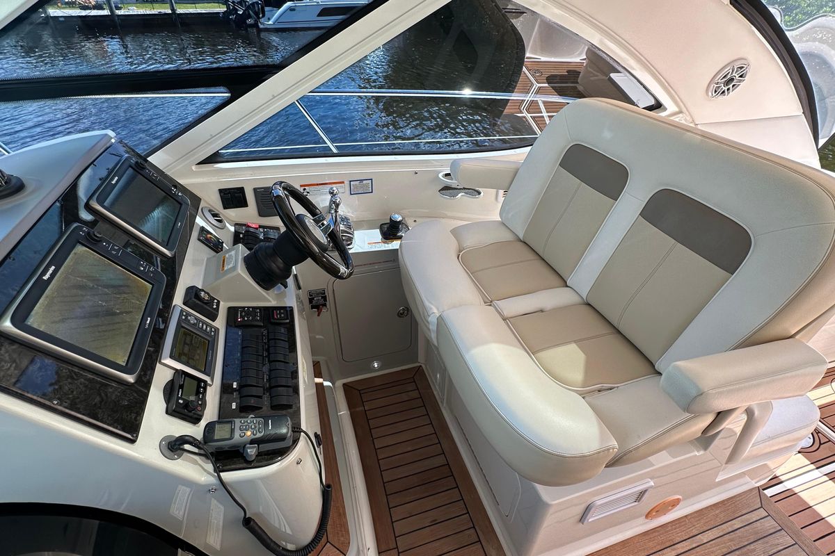 2012 Sea Ray 47 