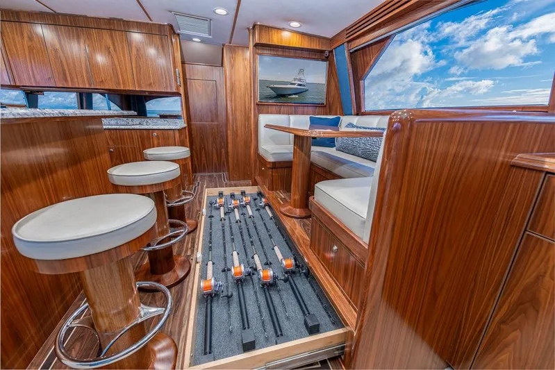 Sea I Sea Yacht Photos Pics Galley Bar Seating