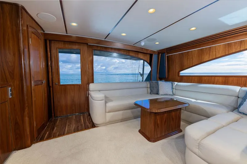 Sea I Sea Yacht Photos Pics Salon JR Beers Power Door