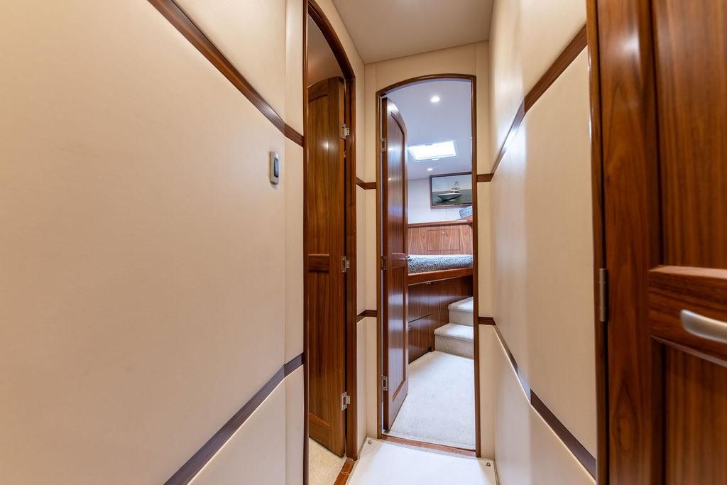 2017 Viking 72 
