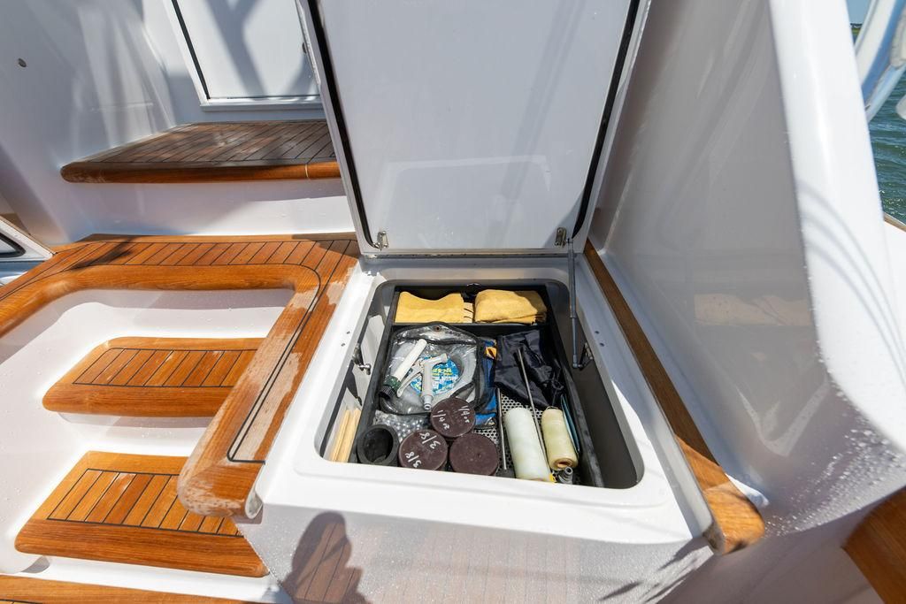 2017 Viking 72 