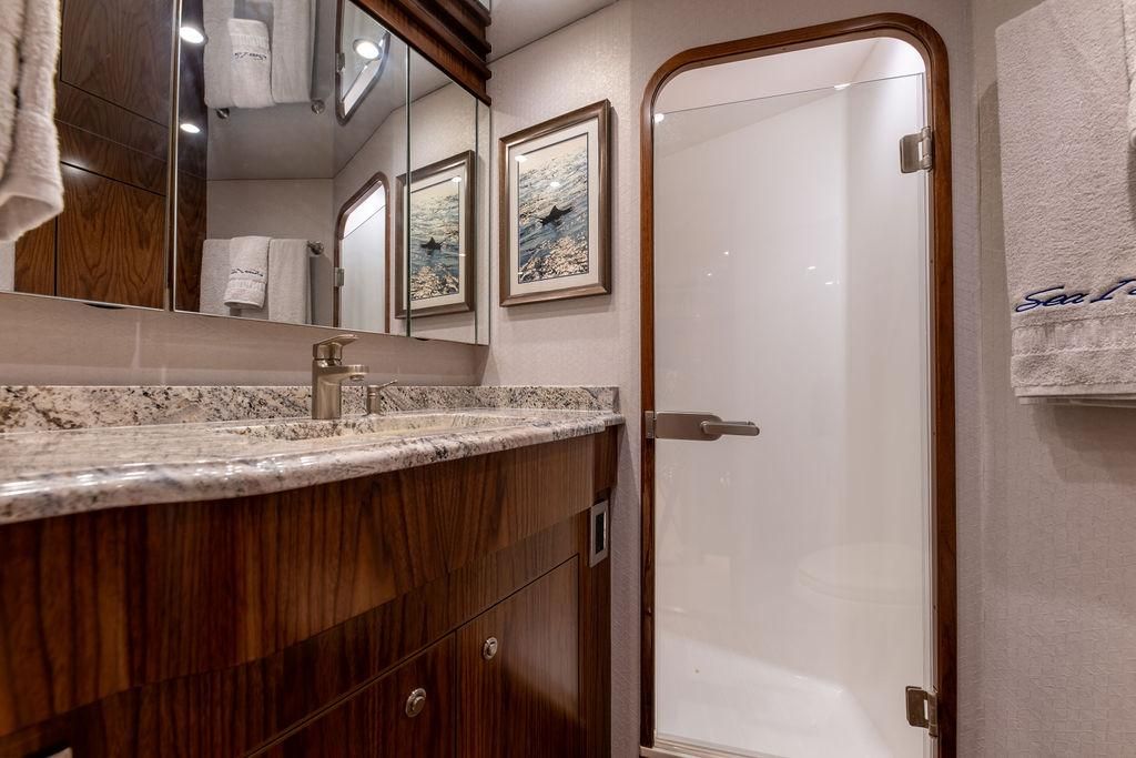 2017 Viking 72 