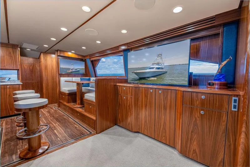 Sea I Sea Yacht Photos Pics Salon View to Galley