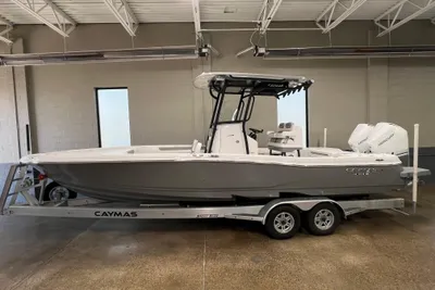 Caymas 281 HB