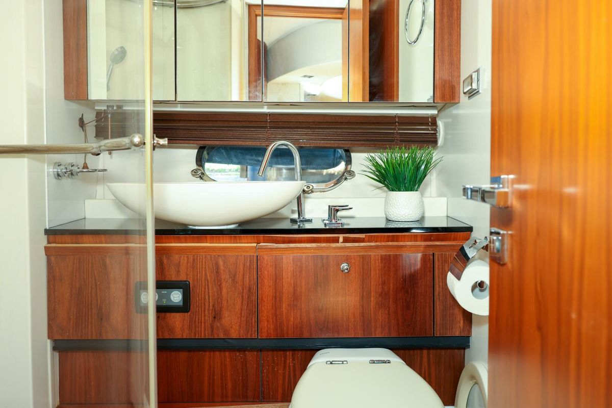 2009 Sunseeker 60 