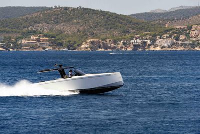Yacht
