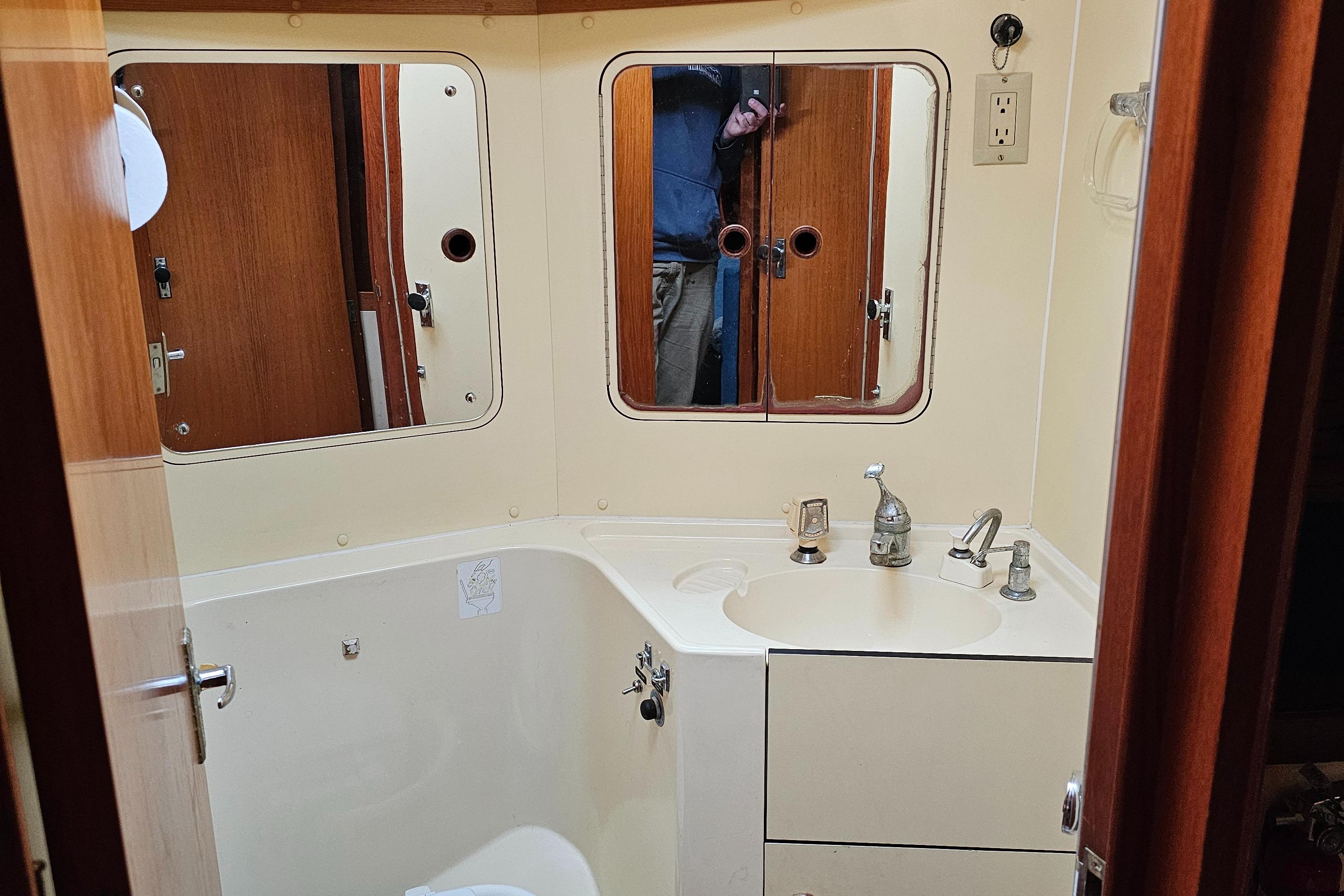 1987 CS 40 Racer/Cruiser for sale - YachtWorld