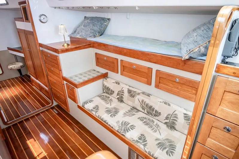 Malolo Yacht Photos Pics 