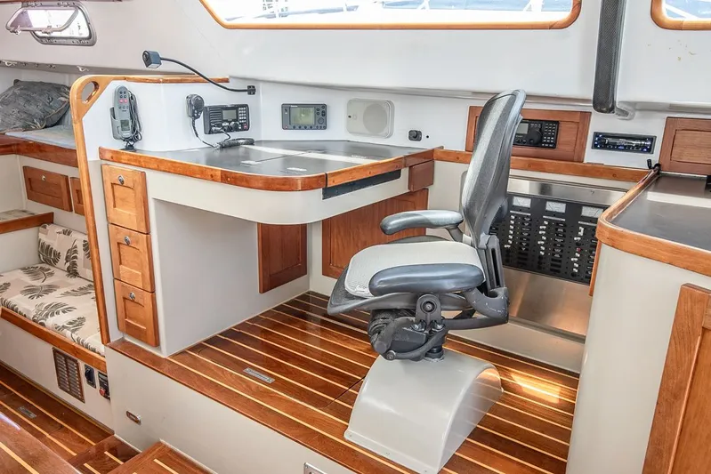 Malolo Yacht Photos Pics 