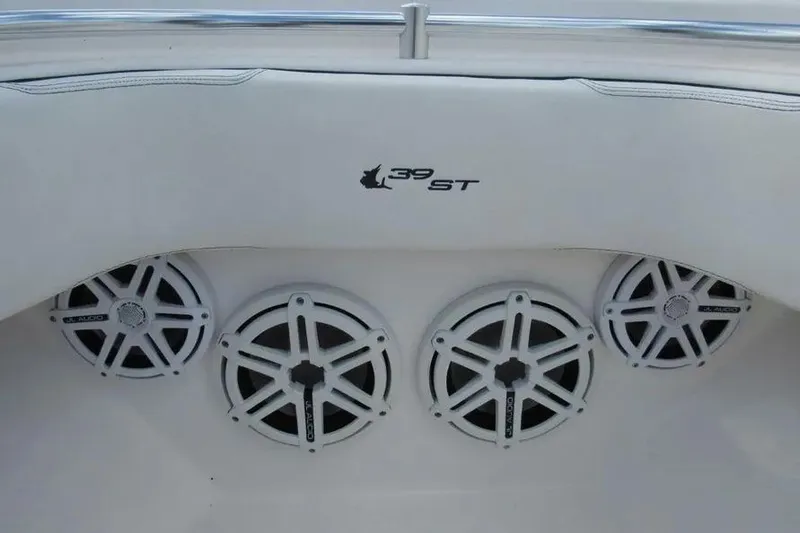  Yacht Photos Pics 2019 Contender 39 ST boat with four white marine speakers.