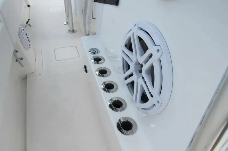  Yacht Photos Pics 2019 Contender 39 ST boat interior with speaker and rod holders.