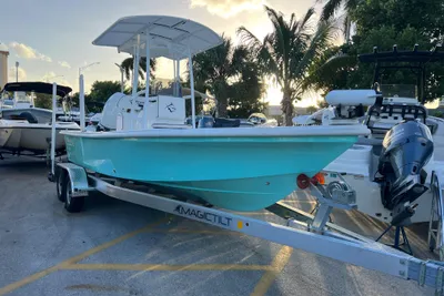 Piranha B2200 CASADOR