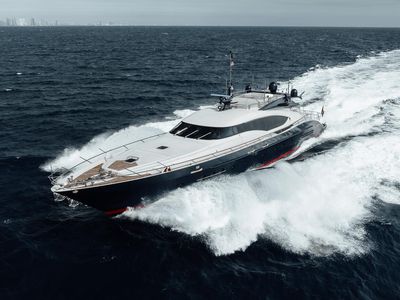 Yacht