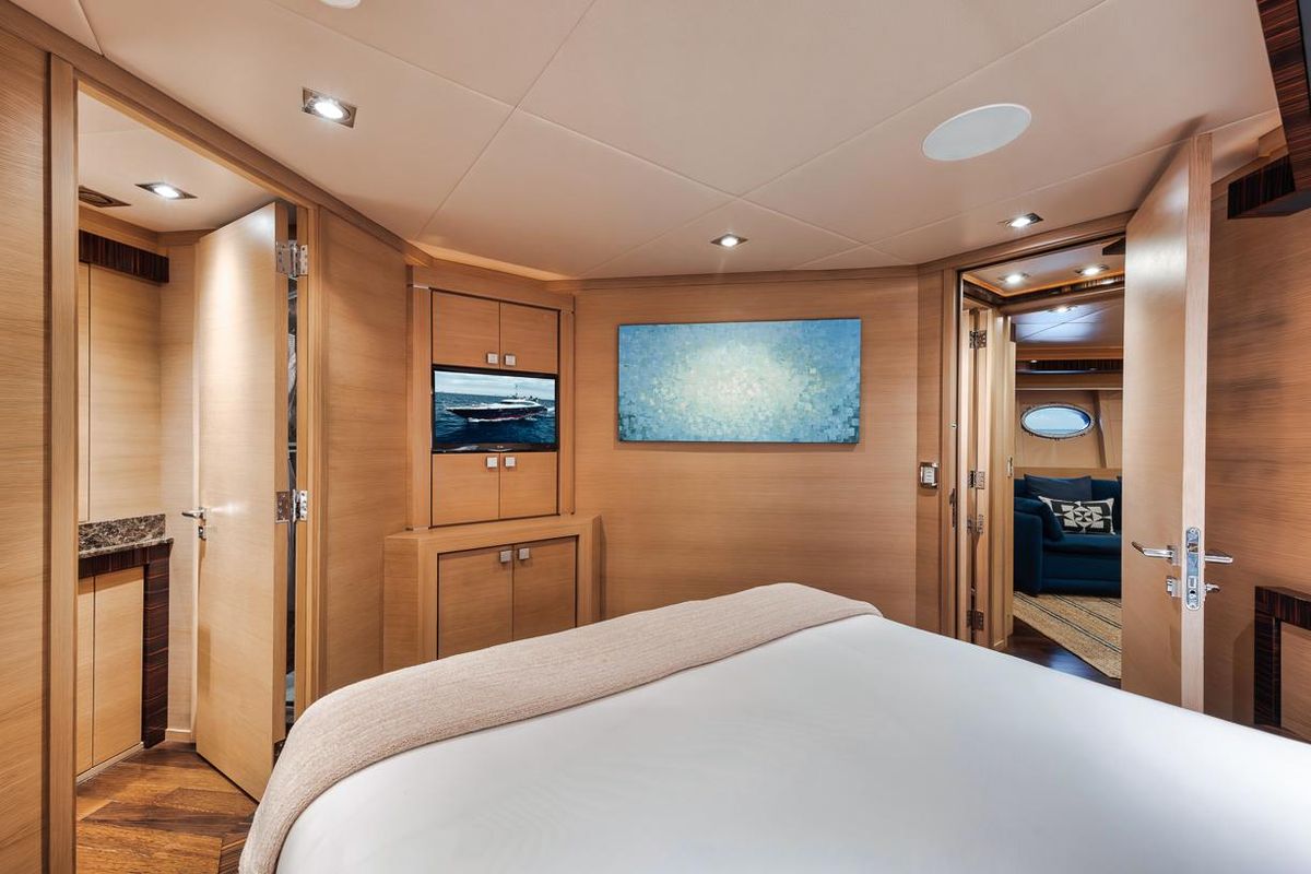 2006 Palmer Johnson 120 
