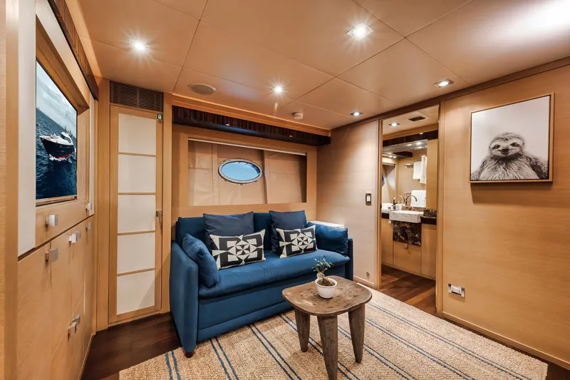 Burn Rate Yacht Photos Pics 