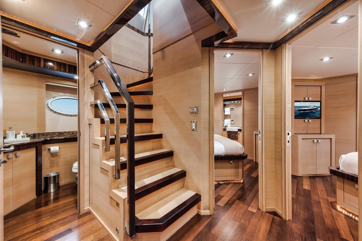 2006 Palmer Johnson 120 