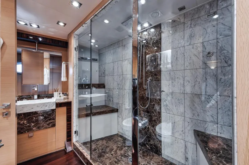 Burn Rate Yacht Photos Pics 