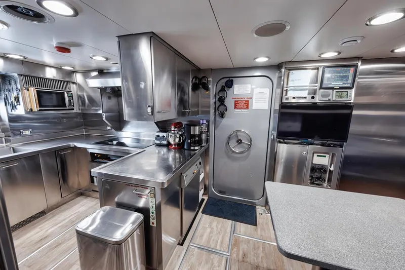 Burn Rate Yacht Photos Pics 