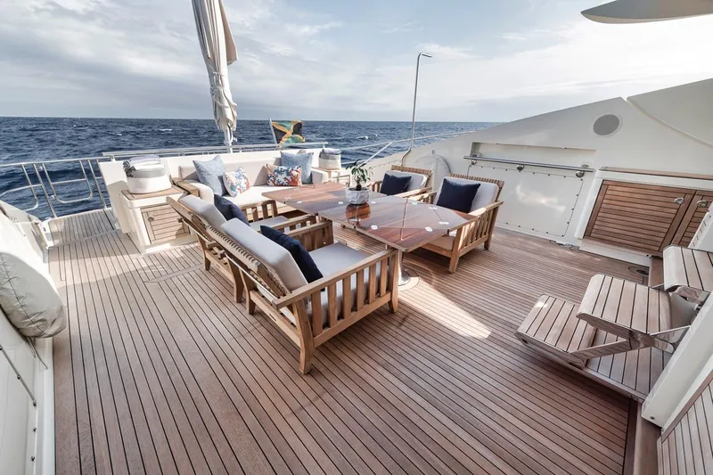 Burn Rate Yacht Photos Pics 