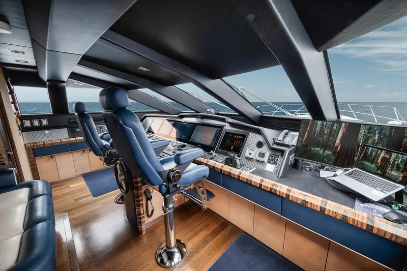 Burn Rate Yacht Photos Pics 