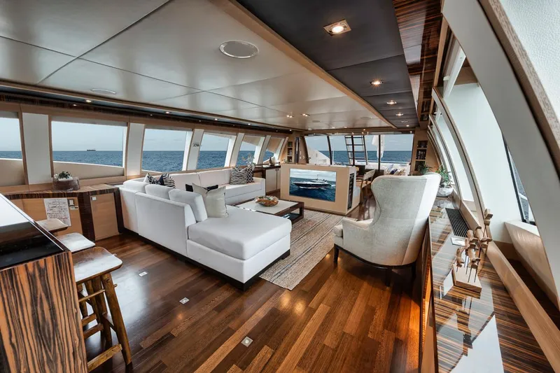 Burn Rate Yacht Photos Pics 