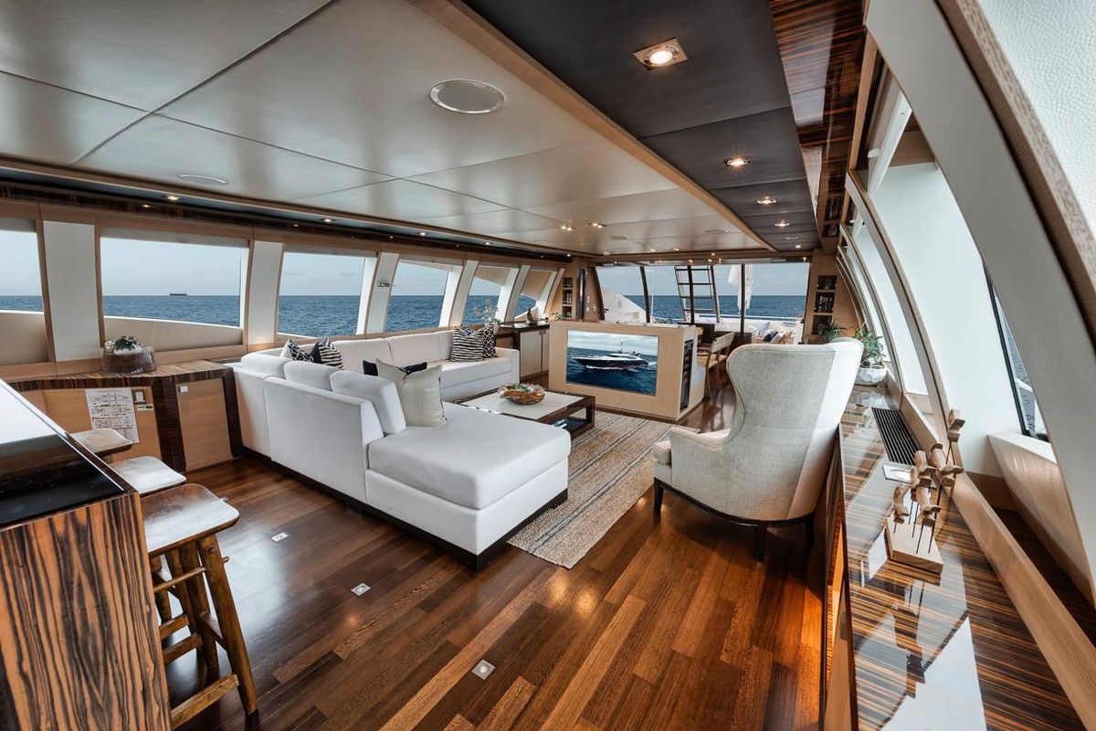 2006 Palmer Johnson 120 
