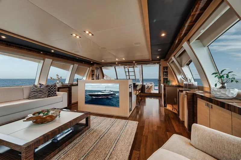 Burn Rate Yacht Photos Pics 