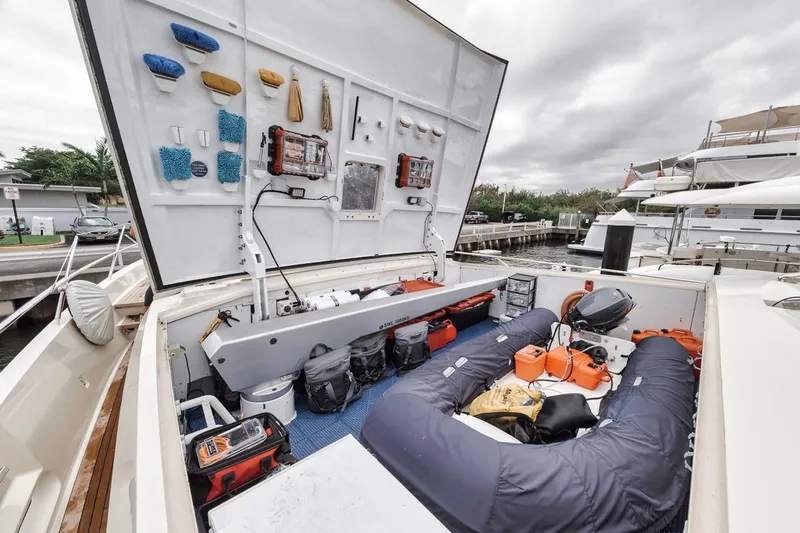 Burn Rate Yacht Photos Pics 