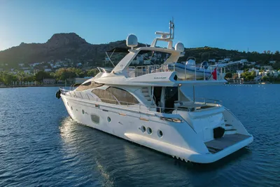 Azimut 75