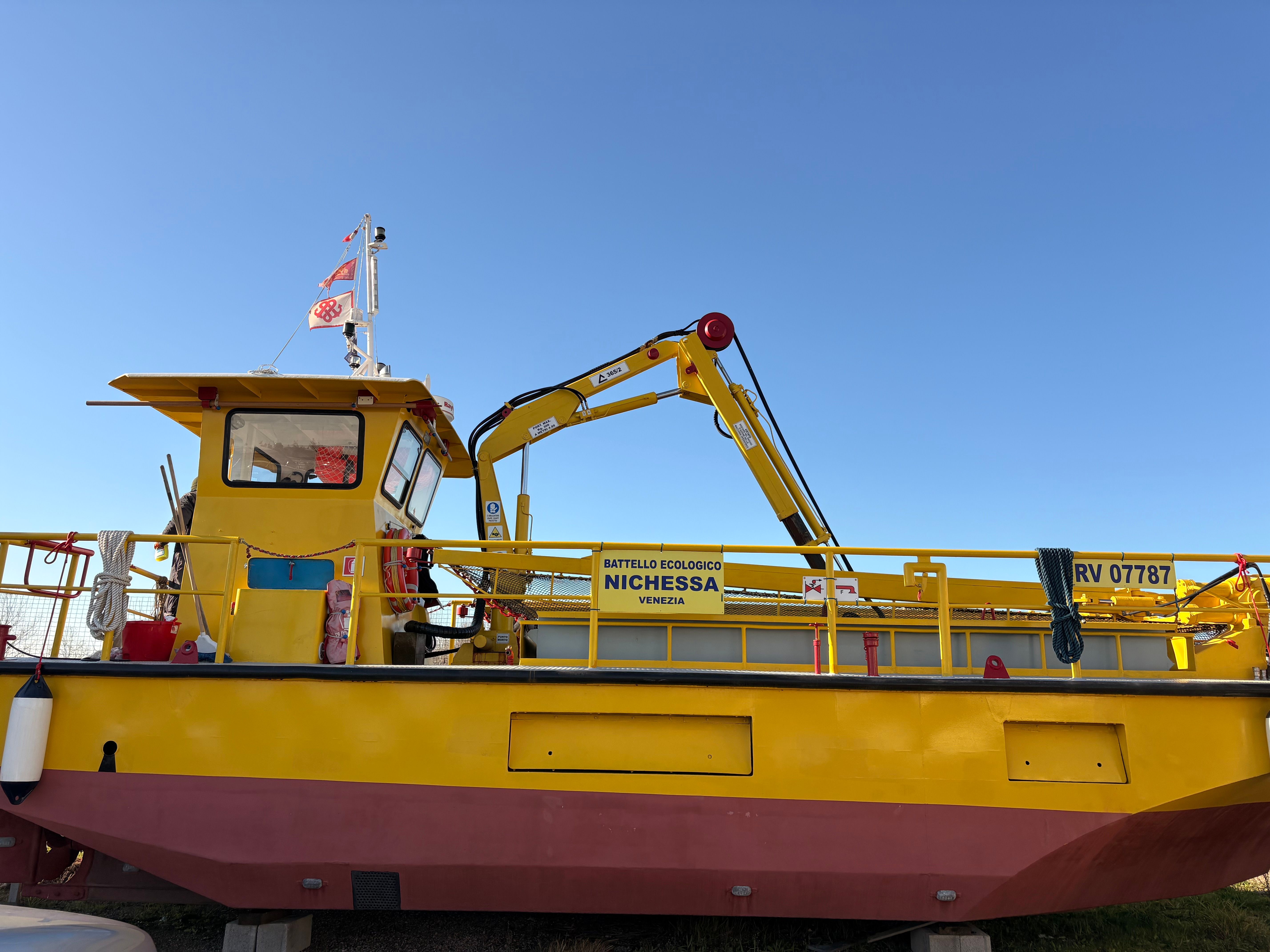 1997 Bugari Battello ecologico