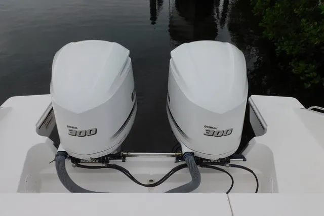  Yacht Photos Pics Twin Yamaha 300 engines on a 2019 Pursuit OS 325 Offshore boat.
