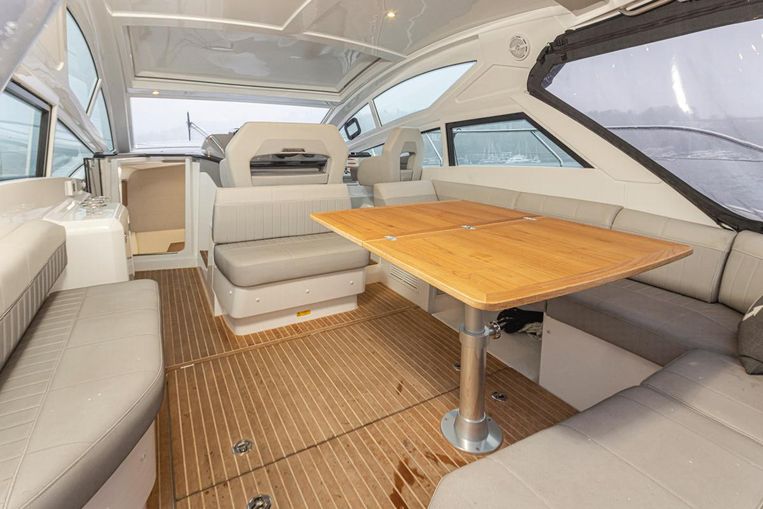 2020-40-beneteau-gran-turismo-40