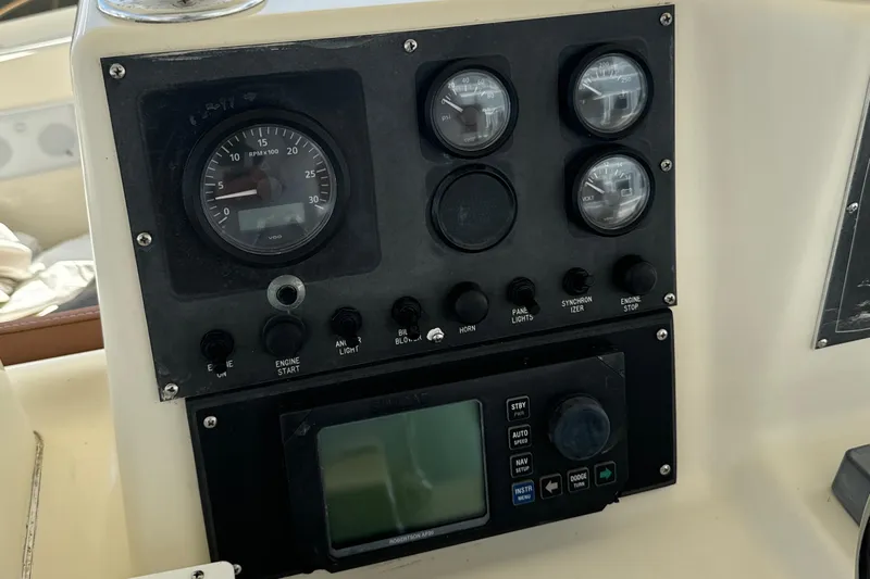  Yacht Photos Pics Viking 45 Sportfish, Viking For Sale, Viking Sportfish, REV Yacht Sales