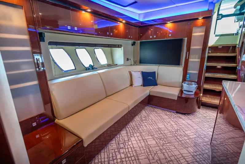 Starship Robby Yacht Photos Pics 