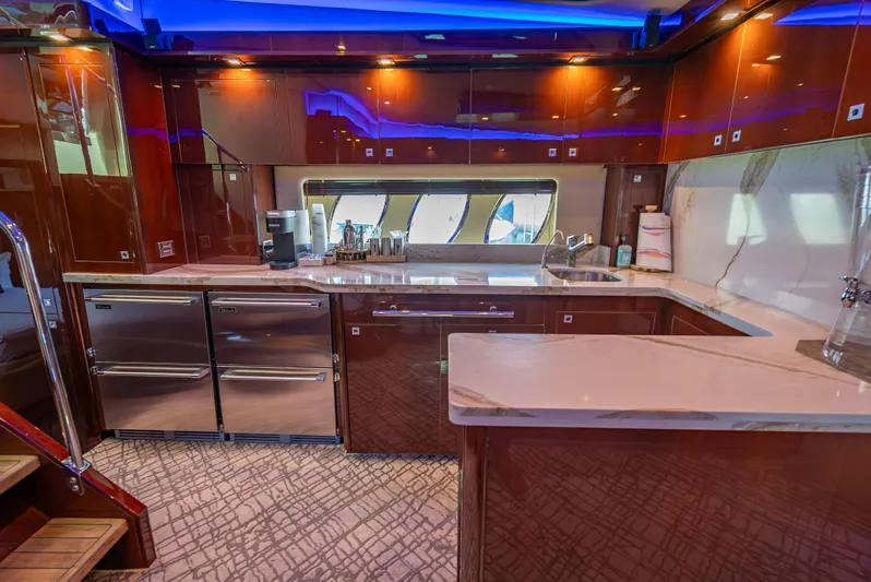 Starship Robby Yacht Photos Pics 