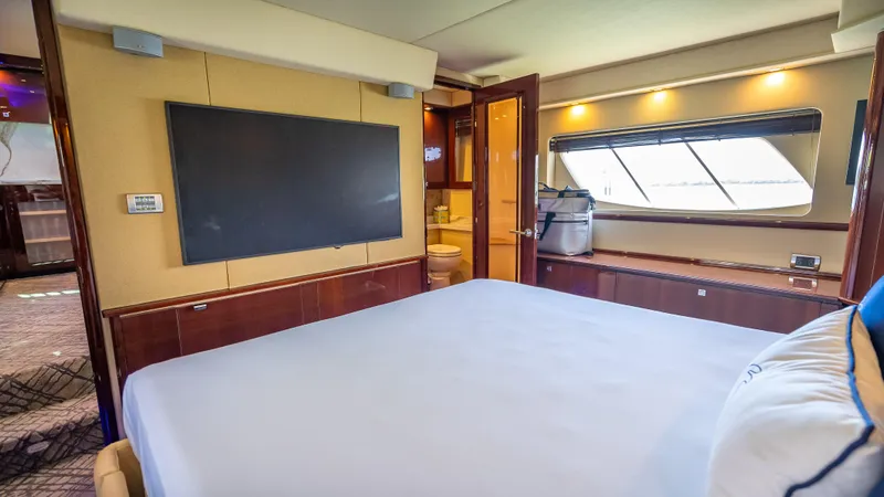 Starship Robby Yacht Photos Pics 