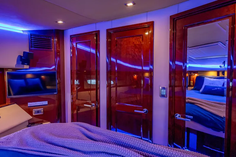 Starship Robby Yacht Photos Pics 