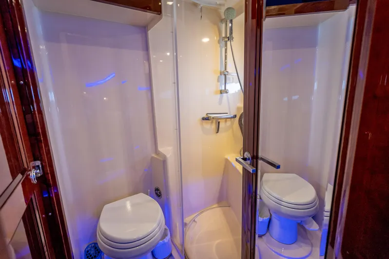 Starship Robby Yacht Photos Pics 