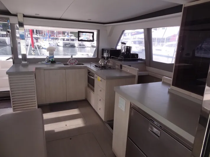 Forever For Now Yacht Photos Pics 