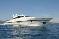 Luxury yacht Arno Leopard 27 cruising on open water, 2008 model.
