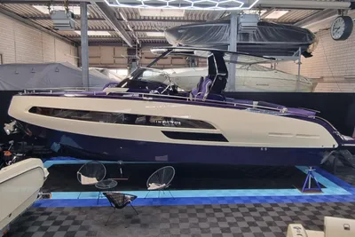 2025 Invictus !! Summer Special GT 320 - Atelier Version - Unicat !!