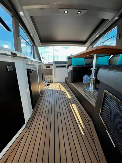  Yacht Photos Pics Interior of Galeon 425 HTS yacht, 2021 model.