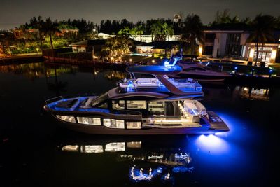 Yacht
