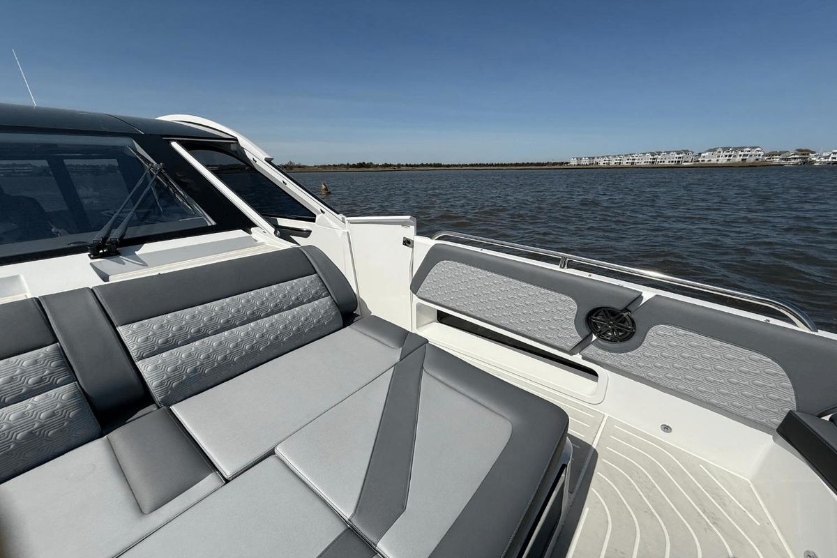 2025 Galeon 43 