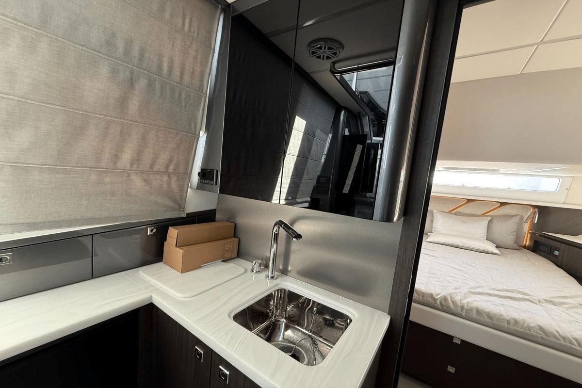 2025 Galeon 43 